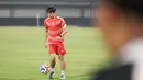 Arlyansyah Abdulmanan di latihan terakhir Persija Jakarta jelang laga melawan Madura United yang digelar di Stadion Gelora Madura Ratu Pamelingan, Pamekasan, Jumat (23/10/2025).