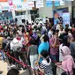 Pengunjung memadati Garuda Travel Fair 2015 di JCC, Senayan, Jakarta, Jumat (7/10). Pameran tersebut diharapkan dapat meningkatkan minat masyarakat Indonesia untuk berwisata di dalam dan luar negeri. (Liputan6.com/Angga Yuniar)