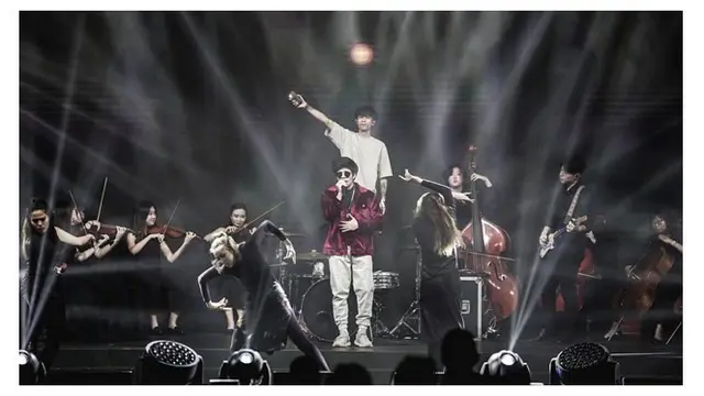 6 Momen Ria Ricis dan Atta Halilintar Tampil di YouTube Fanfest 10, Curi Perhatian
