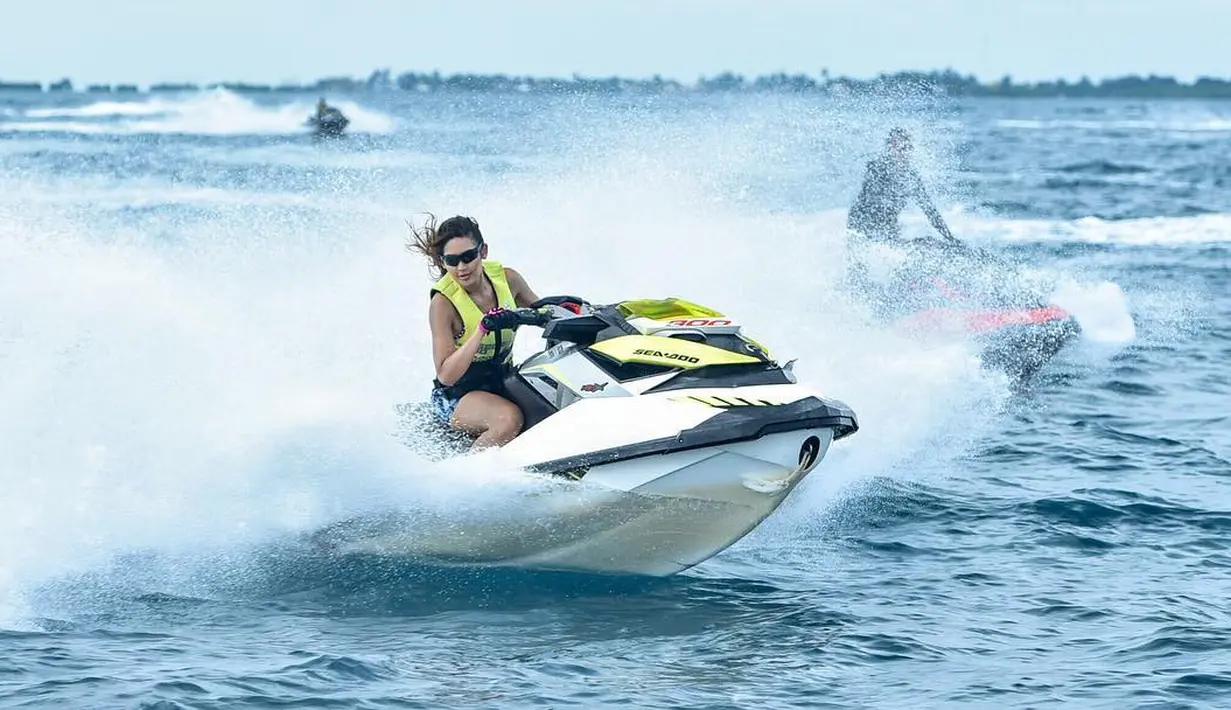 Di balik wajahnya yang cantik dan anggun, Maria Selena senang dengan olahraga yang memacu adrenalin. (Foto: instagram.com/mariaselena_)