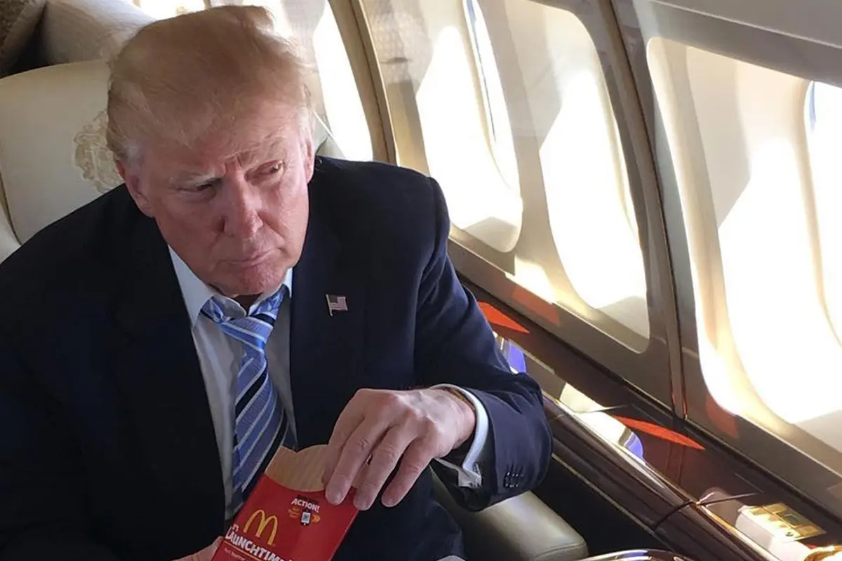 [Bintang] Donald Trump