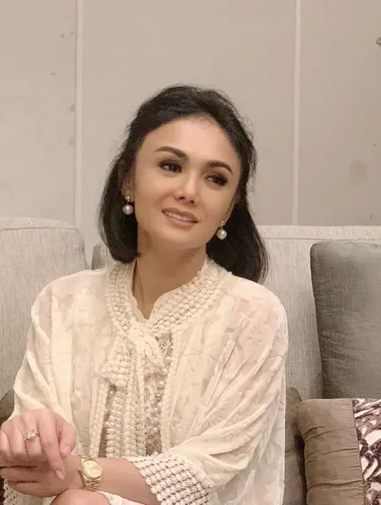 (Instagram/yunishara36)