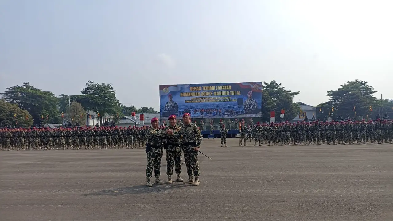 Mayjen TNI Nur Alamsyah Resmi Jabat Komandan Korps Marinir