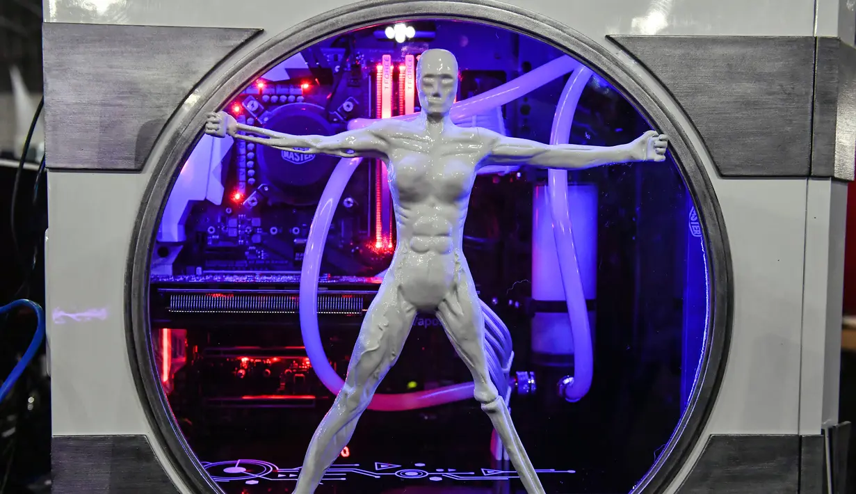 Detail komputer dengan karakter Hitman ditampilkan pada Festival Teknologi Campus Party di Sao Paulo, Brasil, Selasa (30/1). (Nelson ALMEIDA/AFP)