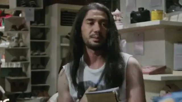 Demi Peran di Film Barunya, Ini 6 Potret Reza Rahadian Berambut Gondrong
