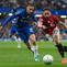Duel perebutan bola Matheus Cunha dan Malo Gusto dalam laga Liga Inggris antara Chelsea vs Manchester United di Stamford Bridge, 19 April 2026. (AP Photo/Kirsty Wigglesworth)