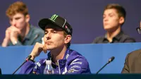 Juara dunia MotoGP 2015, Jorge Lorenzo, menegaskan tak akan bertikai dengan pebalap lain pada musim depan. 