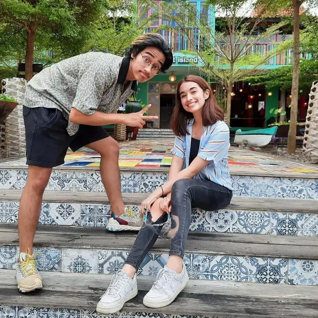 6 Potret Kebersamaan Abidzar Al Ghifari dan Nadia Raisya, Didoakan Berjodoh