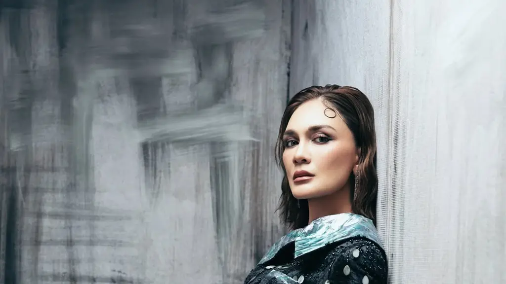 Intip potret couple energy dari Luna Maya dan Maxime Bouttier di pemotretan terbaru (@lunamaya)