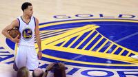 Pebasket Golden State Warriors, Stephen Curry. (AFP PHOTO / FREDERIC J. BROWN)