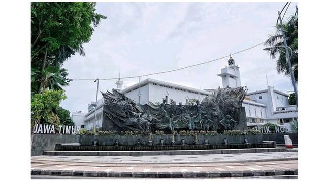 5 Fakta Menarik Tugu Parasamya Purnakarya Nugraha Titik Nol Kilometer Surabaya Surabaya Liputan6 Com