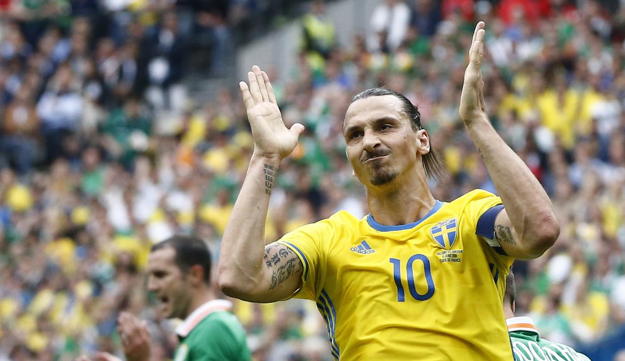 <p>Pada tahun 2013 Zlatan Ibrahimovic terpilih sebagai penerima FIFA Puskas Award dengan meraih 48.7% suara unggul dari pesaingnya. (EPA/Abedin Taherkenareh)</p>
