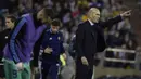 Pemain depan Real Madrid, Vinicius Junior berselebrasi dengan rekan-rekannya usai mencetak gol ke gawang Real Zaragoza pada pertandingan Copa del Rey (Piala Raja) di stadion La Romareda di Zaragoza (29/1/2020). Real Madrid menang telak 4-0 atas Zaragoza. (AFP Photo/Jose Jordan)