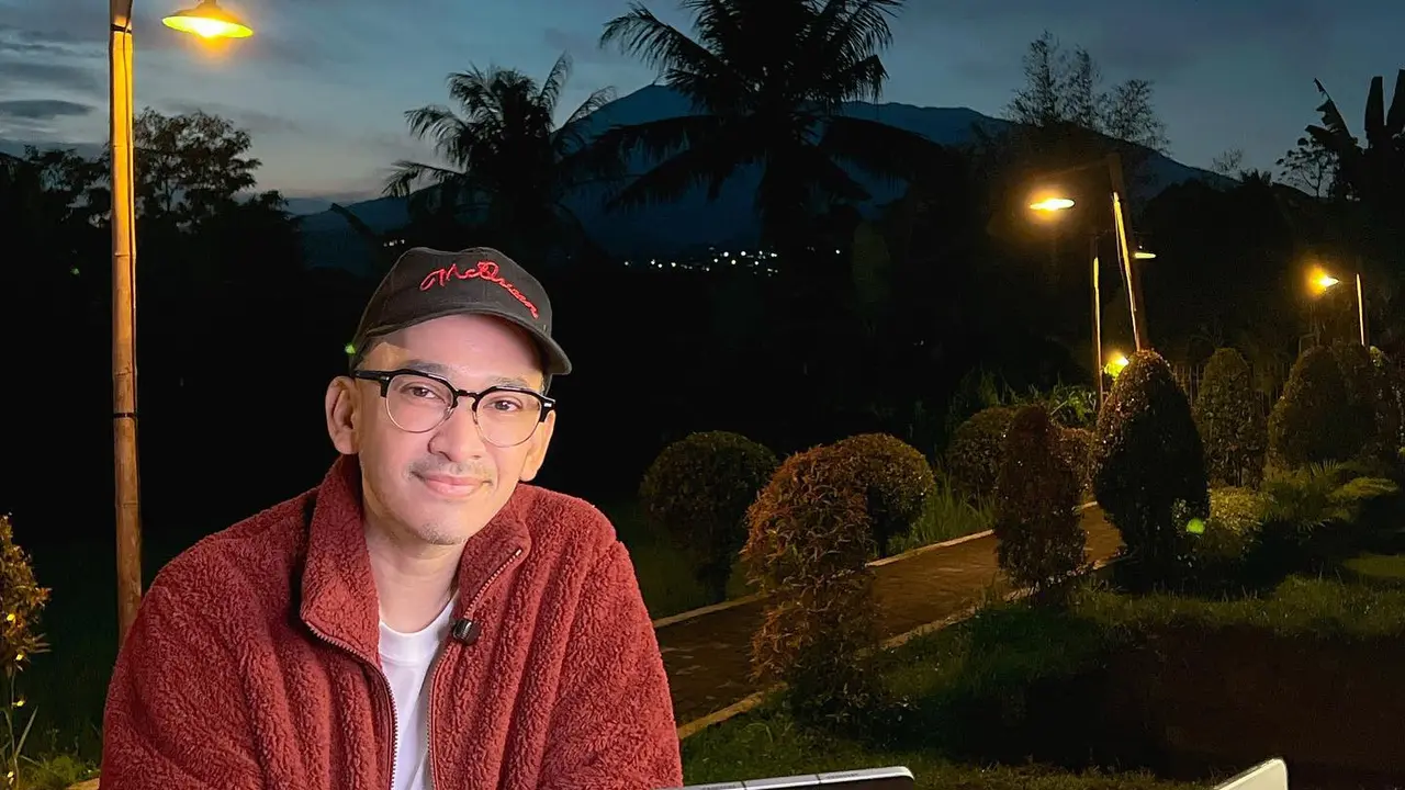 Fix Jadi Ladang Gali Cuan, Ruben Onsu Sukses Jual Lebih dari 100 Ribu Produk Sehari di Shopee Live
