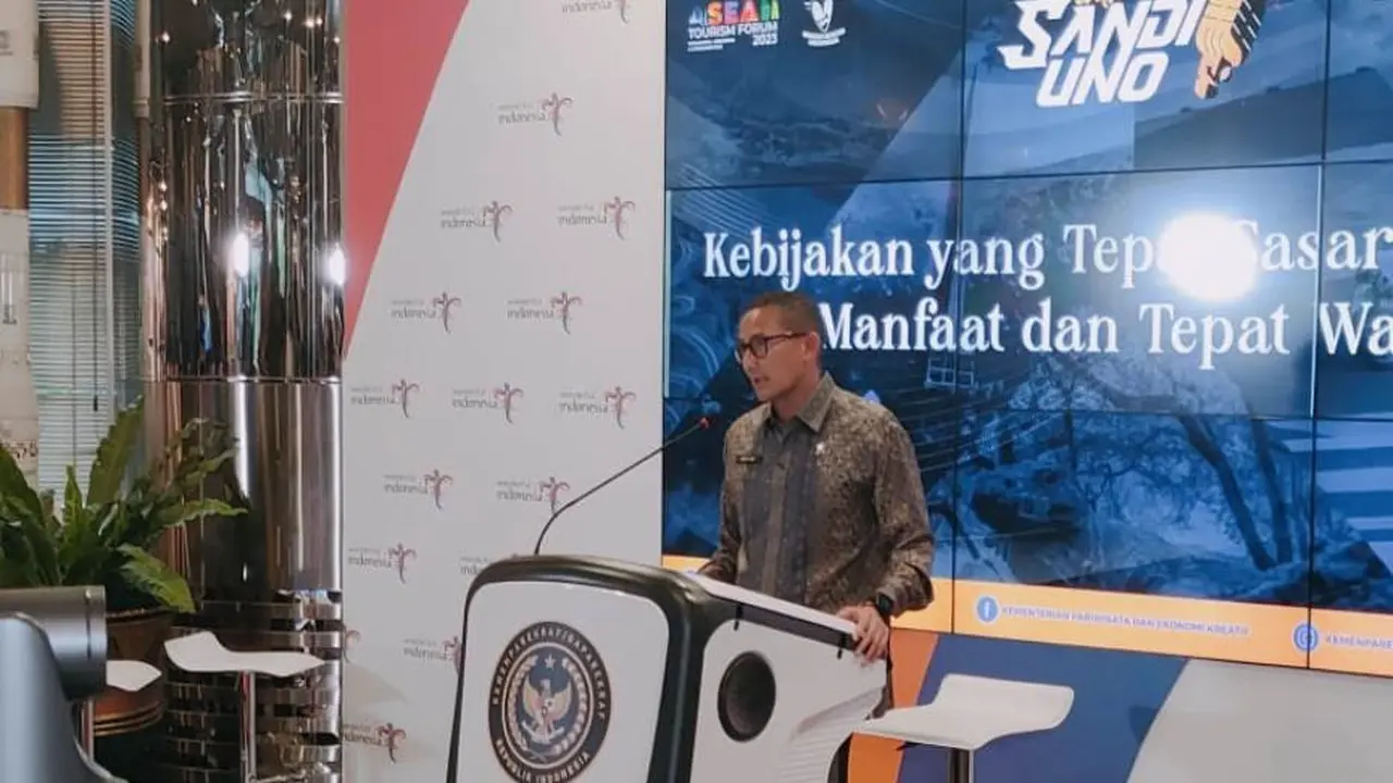 Menparekraf Sandiaga Uno dalam The Weekly Brief with Sandi Uno, 9 Januari 2023