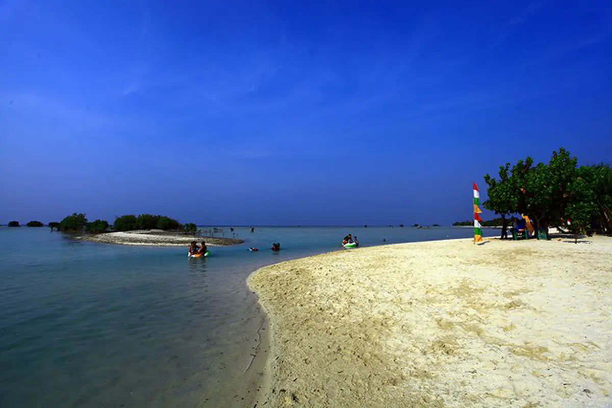 Pantai Pasir Putih