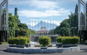 Dosen UGM Mengaku Diintimidasi Usai Kritik Mutasi Kementerian PU