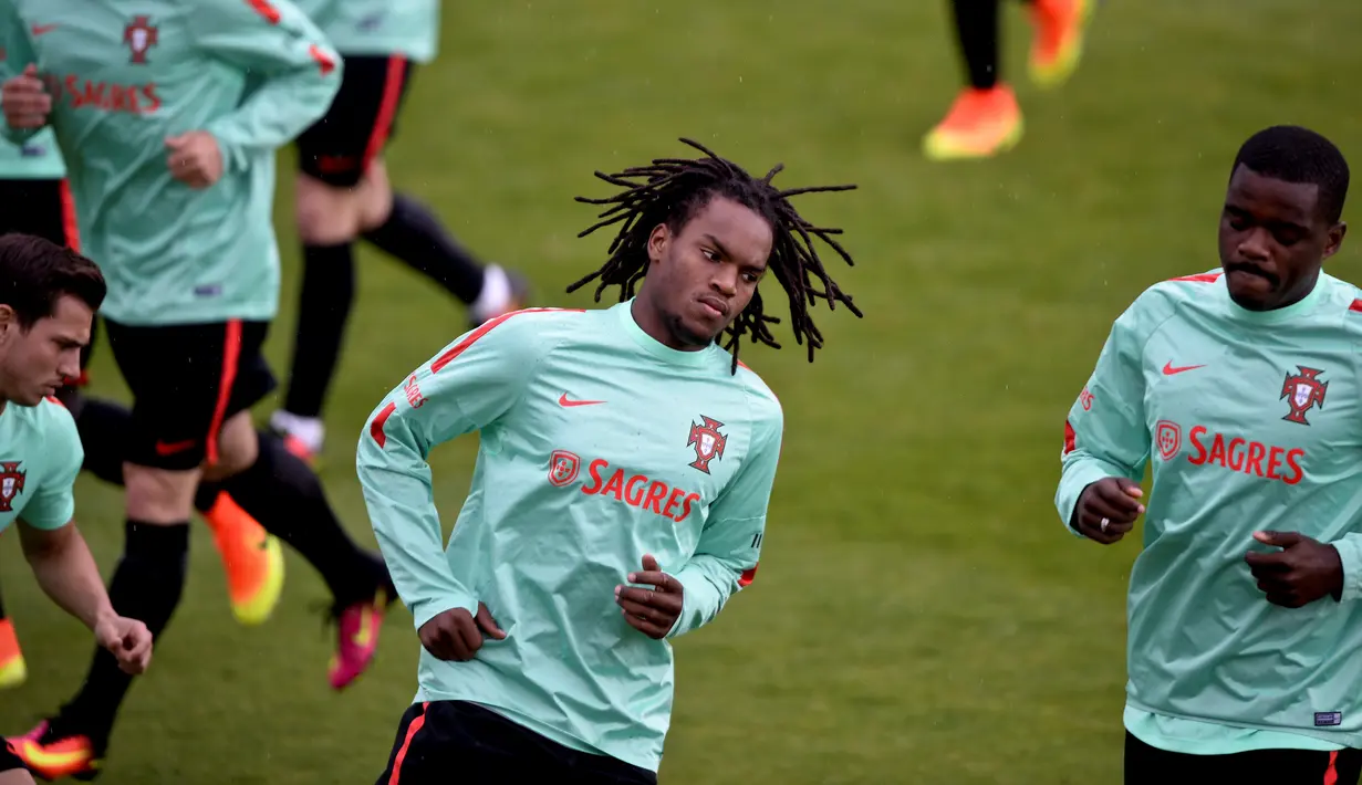 Renato Sanches adalah pemain termahal Liga Portugal saat direkrut Bayern Munchen. Pemain berusia 18 tahun ini menjadi pemain termuda dalam skuat Portugal di Piala Eropa 2016