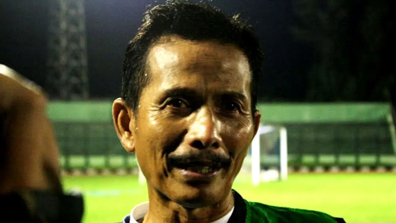 djadjang-nurdjaman-101005b.jpg