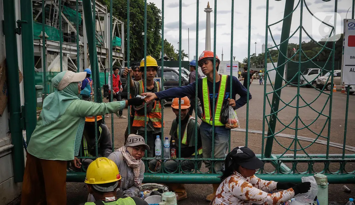 Hal ini didorong meningkatnya pekerja dengan status buruh, karyawan atau pegawai. (Liputan6.com/Angga Yuniar)