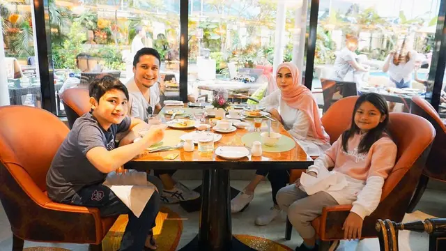 [Bintang] Fenita Arie