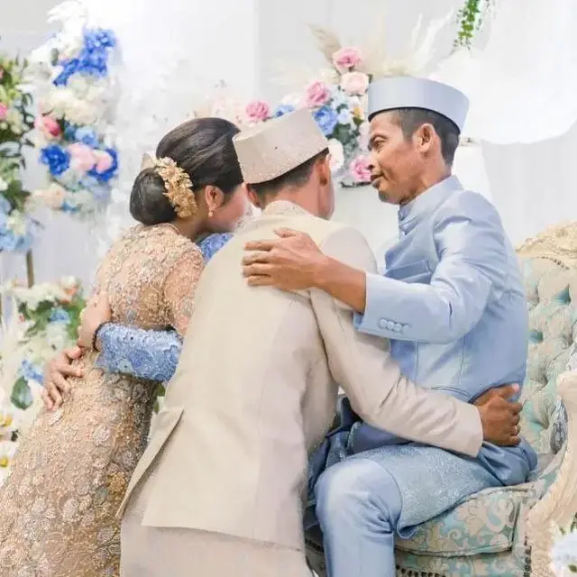 Potret Kenangan Azizah Salsha dengan Ayah Pratama Arhan