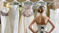 Gaun pengantin merupakan faktor penting dalam sebuah pernikahan.