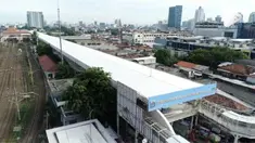 Pemprov DKI Jakarta menargetkan pembangunan jembatan Multiguna Skybridge akan selesai akhir November 2018. Jembatan ini menghubungkan Pasar Tanah Abang dan Stasiun Tanah Abang