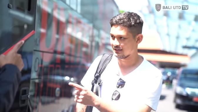 teman dan orang tua jadi motivasi syamsir alam comeback di sepak bola
