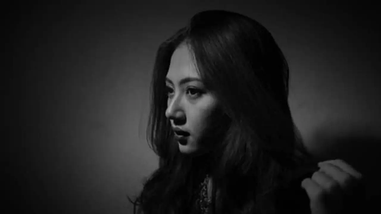 Intip Gaya Andalan Suci Patia Brajamusti, Putri Cantik Aa Gatot