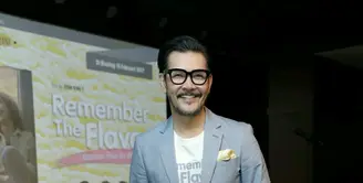 Bukan hal yang aneh jika seorang aktor mendapat tantangan dalam perannya. Seperti Ferry Salim yang memerankan sosok orang Jawa di film terbarunya berjudul Remember The Flavor. (Galih W. Satria/Bintang.com)