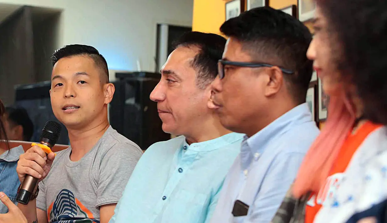  Lain halnya dengan Babe Cabita yang juga bermain dalam film The Underdogs ini. Diakuinya, ia  berhasil menangis ketika membaca naskah dan mendalami karakter yang harus diperaninya di film ini. (Deki Prayoga/Bintang.com)