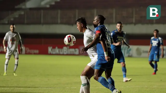 Persib Bandung vs PS Sleman