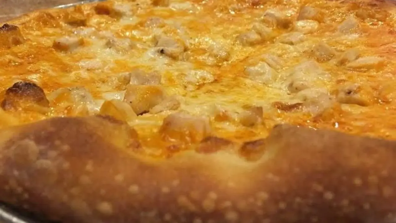 Pizza Ajaib Ini Buat Ibu Hamil Jadi Melahirkan