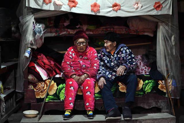 Pasangan nenek Xian dan kakek Yongshan | Photo: Copyright shanghaiist.com
