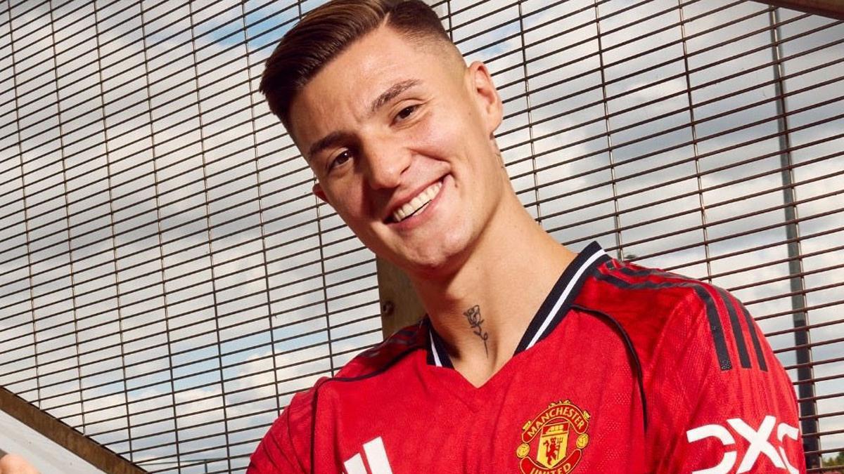 Bukan Karena Uang, Ini Alasan Benjamin Sesko Mau Gabung Manchester United