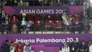 Presiden RI ke-5, Megawati Sukarnoputri (ketiga kanan) bersama Kepala BIN, Budi Gunawan saat menyaksikan final bulu tangkis putra perseorangan Asian Games 2018 di Istora GBK, Jakarta, Selasa (28/8). (Liputan6.com/Helmi Fithriansyah)