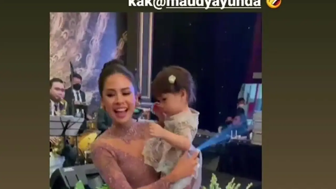 Maudy Ayunda