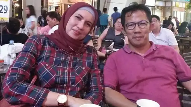 Budi Yulianto dan Istrinya