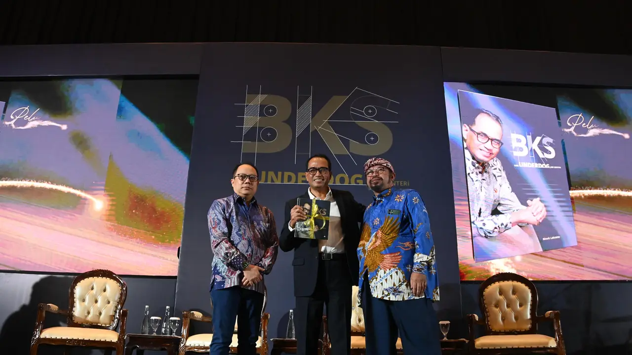 Menteri Perhubungan Budi Karya Sumadi merilis buku biografi tentang perjalanan hidupnya