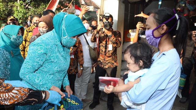 Warganet Apresiasi Gerakan Bagi Masker PKK