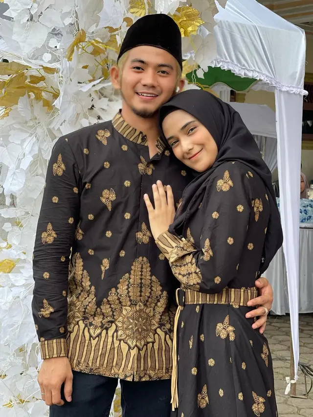 6 Potret Manis Rizki DA dan Nadya Mustika Kondangan Bareng, Banjir Pujian