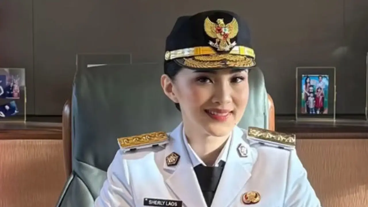 Sherly Tjonda Gubernur Terkaya dari Maluku Utara saat pelantikan