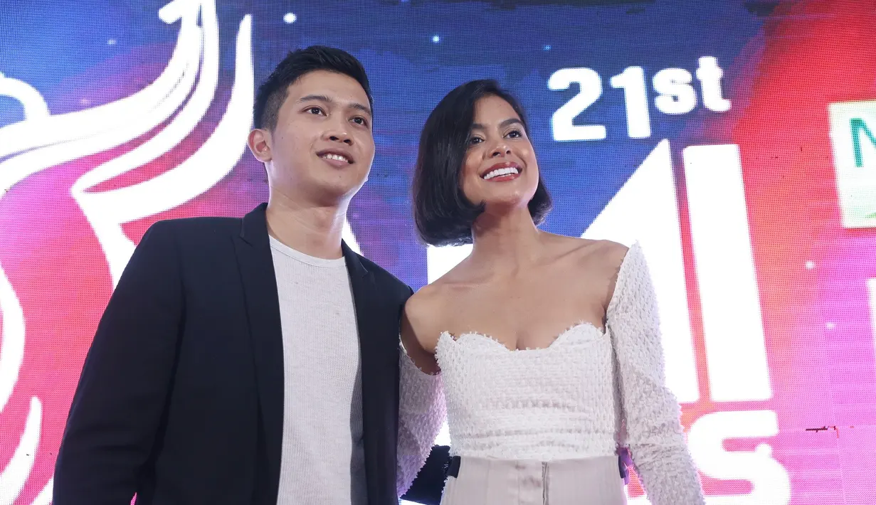 Eva Celia dan Demas Narawangsa