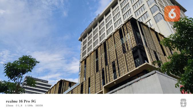 Hasil jepretan kamera Realme 16 Pro. Liputan6.com/Iskandar