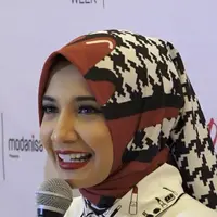 Zaskia Sungkar angkat bicara soal penyebab penyakit Endometriosis yang dideritanya