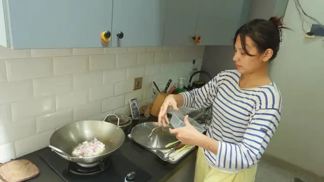Potret Dapur dan Jemuran Mini Rumah Indah Permatasari dan Arie Kriting