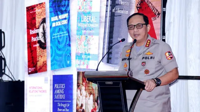 Komjen Gatot Eddy Pramono  kuliah umum di Universitas Riau. (Istimewa)