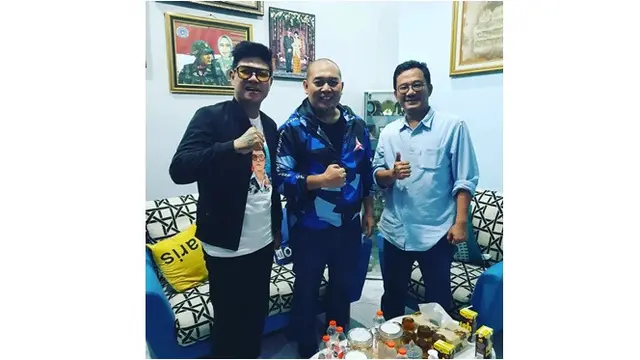 6 Potret Andika Kangen Band yang Siap Nyaleg DPR RI 2024, Sudah Dapat Dukungan