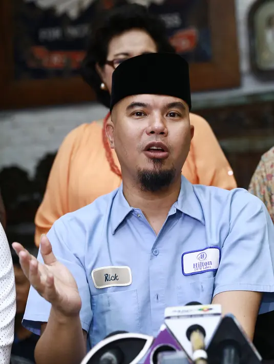 Musisi Ahmad Dhani terang-terangan mengungkapkan alasannya hingga dirinya tidak menyukai gaya kepemimpinan Gubernur DKI tersebut. (Galih W. Satria/Bintang.com)
